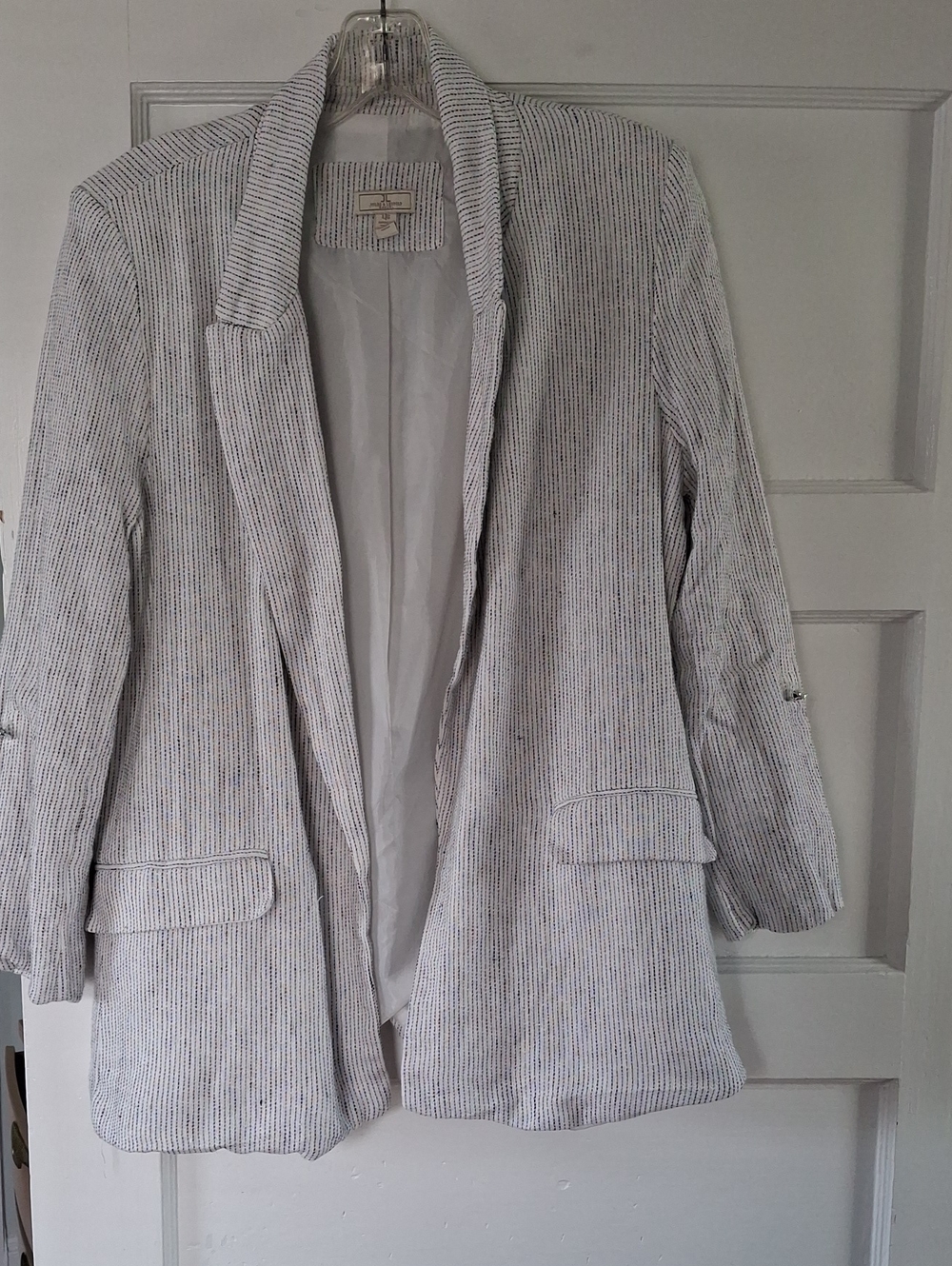 Jules & Leopold Light Gray Striped Women's Blazer